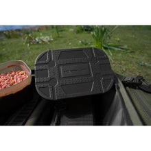 Load image into Gallery viewer, Korum 1 Pint Maggot Bait Tub Perforated Lid Fishing Bait Storage Box K0310264
