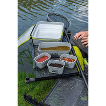 Load image into Gallery viewer, Matrix EVA Bait Cooler Tray Carp Fishing Foil Insulated Bait Bag With 4 x Tubs
